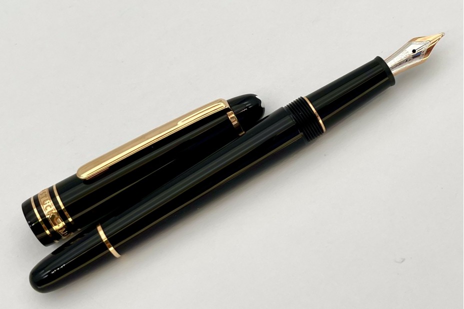 Montblanc MB.112676 Meisterstuck 145 Red Gold Coated Classique